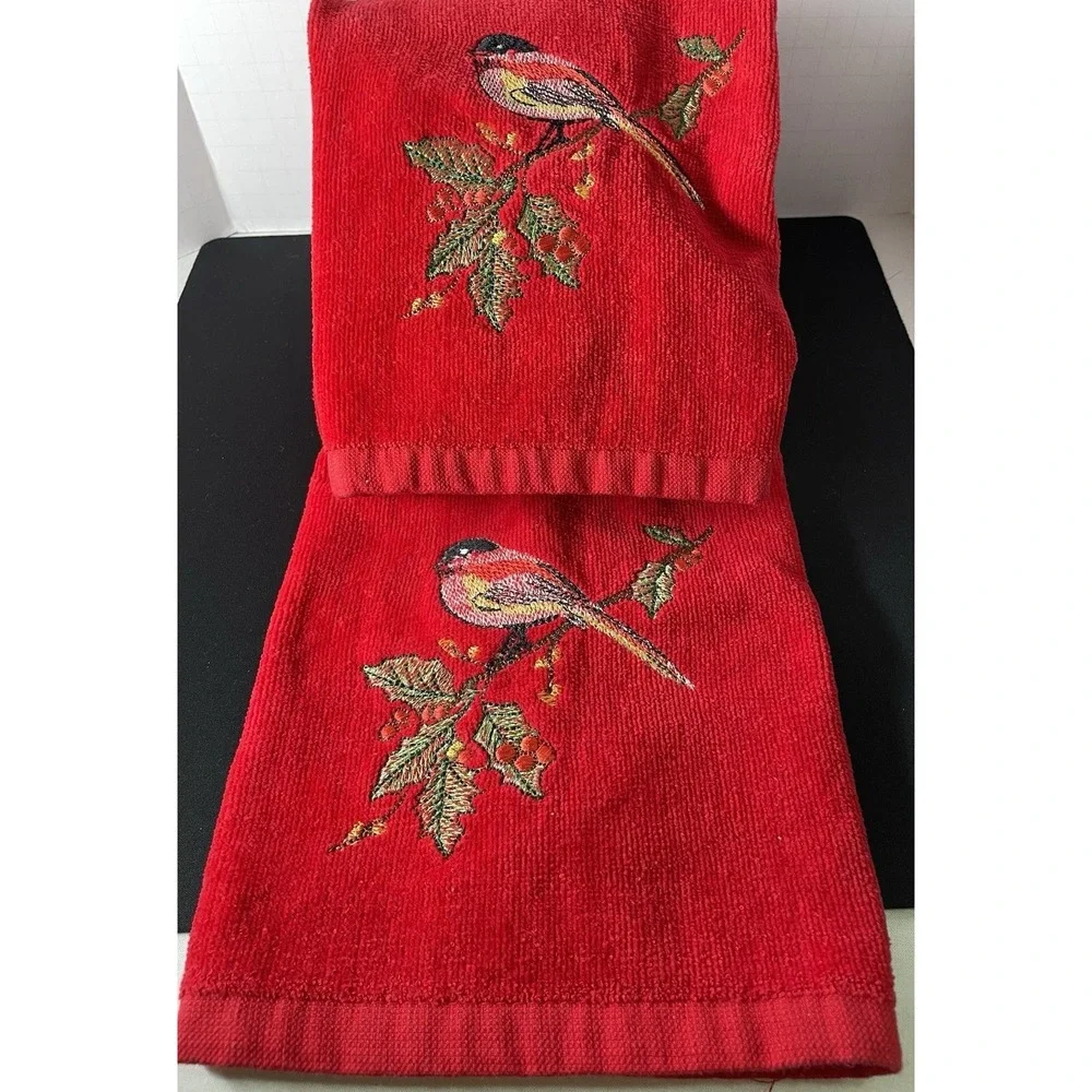 Lenox Set of 2 Winter Song Red Hand Kitchen Towels. Embroidered Holly & Birds